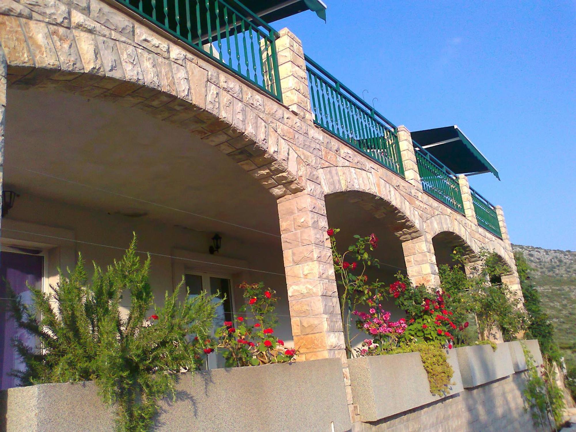 Apartments Silvana Lastovo Екстер'єр фото